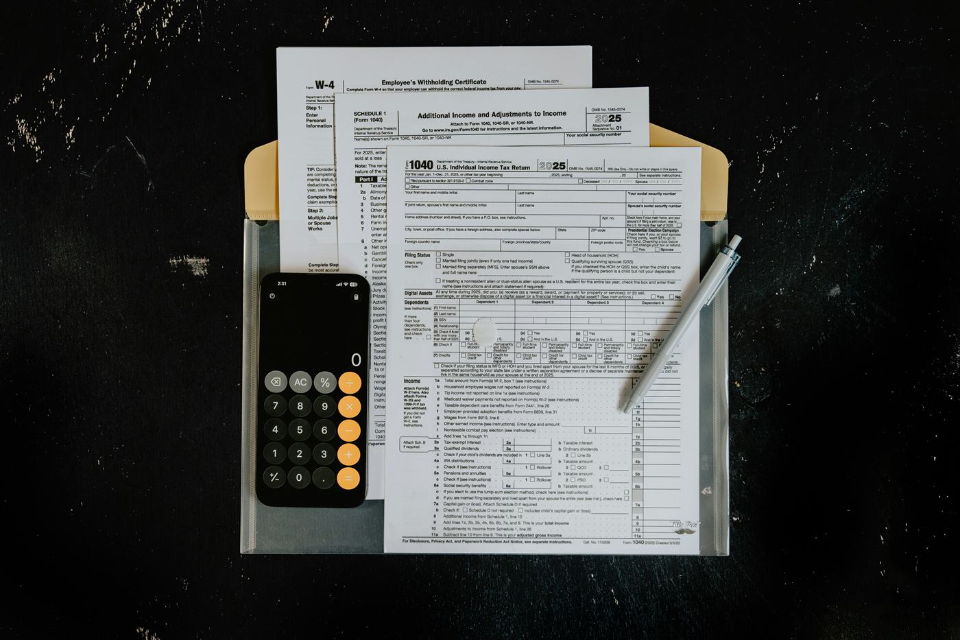 Documentos fiscais e calculadora